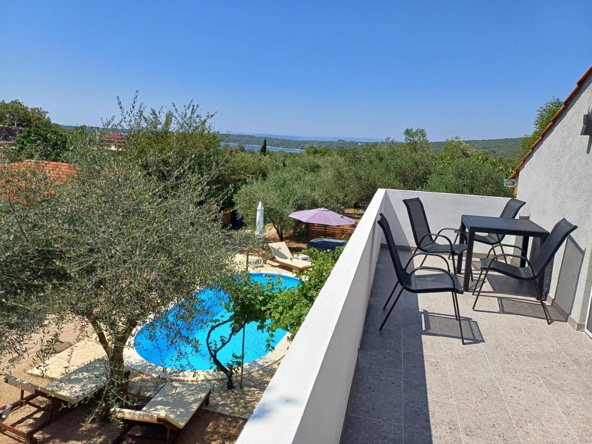 Holiday House Pulina Punat Extérieur photo